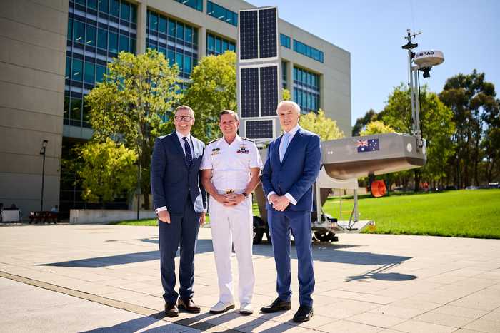 LR 260311 Ocius HouseOfKitch PewPew 159227